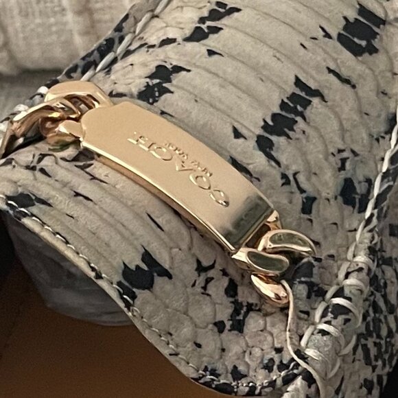 Women's Coach Snakeskin Textured Leather Loafers Olive A01096 Sz 9.5B - Picture 9 of 11